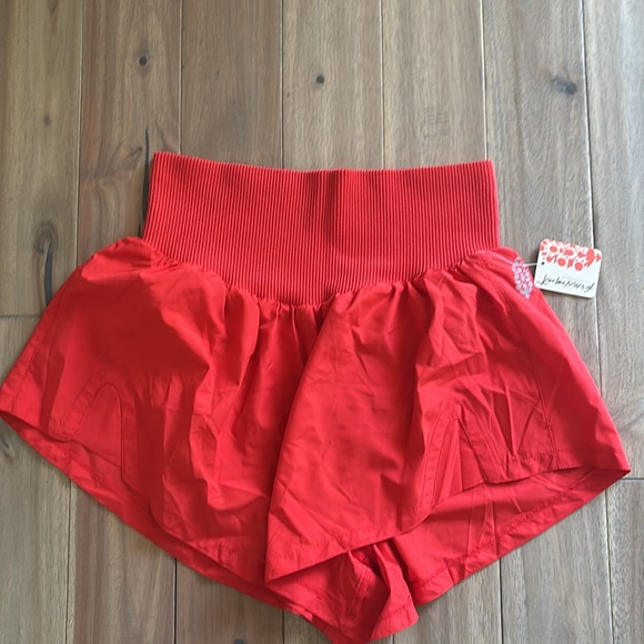 Free People Movement Carpe Diem Shorts NWT - Picture 4 of 6